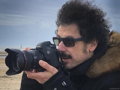 Pedro Lombardi, photographe professionnel à l'initiative du projet DANSE depuis son confinement 2020 nous parle du métier! Comment fait on pour devenir un photographe reconnu et réussir à vivre de son talent?