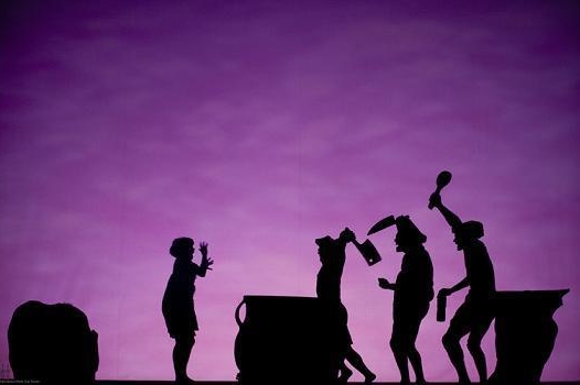 Le spectacle Pilobolus ShadowLand aux Folies Bergères !