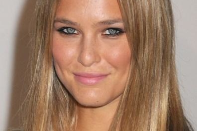 Bar Refaeli : nouvelle égérie de Fashion Bel Air