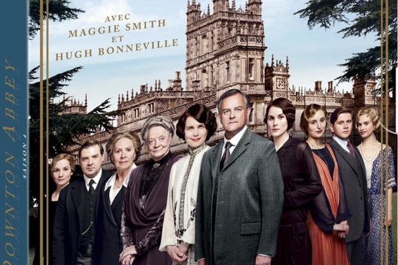 Plongez dans l'univers britannique de la série à succès Downtown Abbey