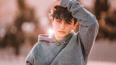 Casting adolescent garçon de 12 ans pour tournage série OCS